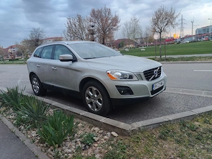 Volvo XC60  - imagine 7