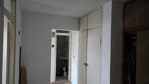 Vand apartament 2 camere et. 3 - imagine 4