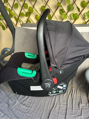 Scoica auto pentru bebe MONI