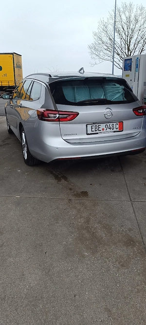 vând Opel insignia B 