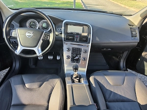 Volvo XC60 2.0D an 2012 (Model 2013) Posibil RATE si Garantie - imagine 6