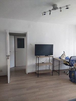 For rent! apart  2 cam  ultracentral Piata 1 decembrie - imagine 5