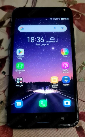 Telefon ASUS Zenphone DualSim fără conturi, liber de rețea