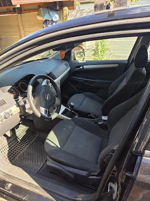Vand Opel Astra H, 2007, 1.6, BenzinaVând mașina Opel Astra H din anul 2007, motor 1.6, benzina, pre - imagine 5