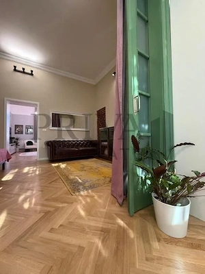 Apartament deosebit 3 camere situat in zona Semicentrală - imagine 12