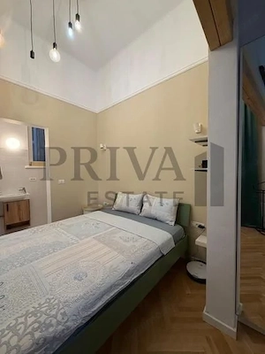 Apartament deosebit 3 camere situat in zona Semicentrală - imagine 6