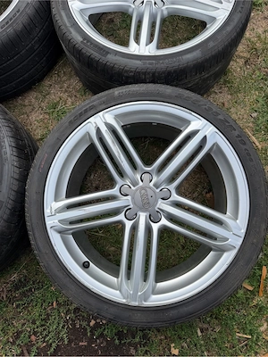 Jante Audi A4 B8 B8.5 Segment 255 35 R19 - imagine 3