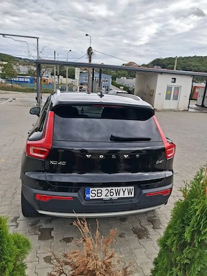 Volvo XC40 2.0 TDI 4x4 - imagine 3
