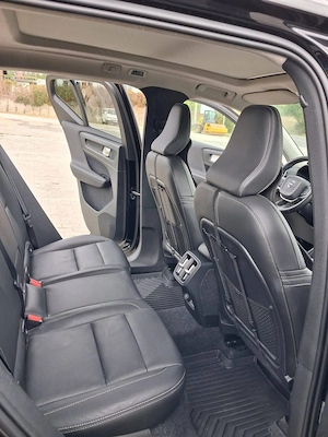Volvo XC40 2.0 TDI 4x4 - imagine 9