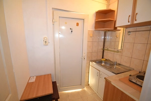garsoniera zona Modern, 21 mp, 250 euro - imagine 4