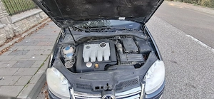 Vând Volkswagen golf 5 - imagine 4