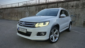 VW Tiguan R-Line 4Motion 