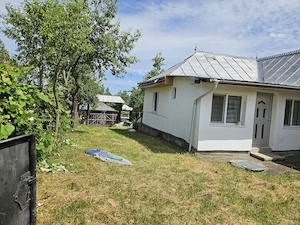 Casa de vacanta plus teren
