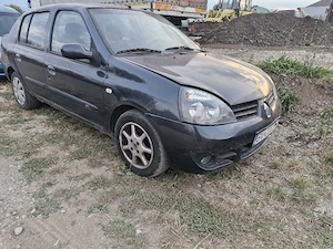 dezmembrez Renault Clio 2008 1.5 Dci - imagine 2