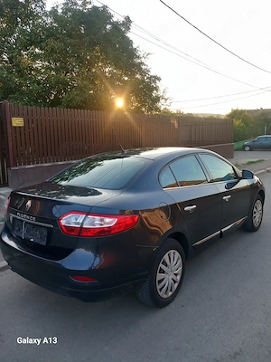 Vând Renault megane fluence  - imagine 5