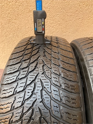 Set 2 anvelope 185 65 15 Nokian cauciucuri Iarna M+S - imagine 4