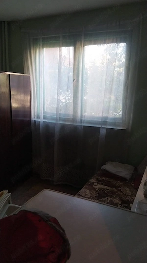Vând apartament cu 3 camere - imagine 9