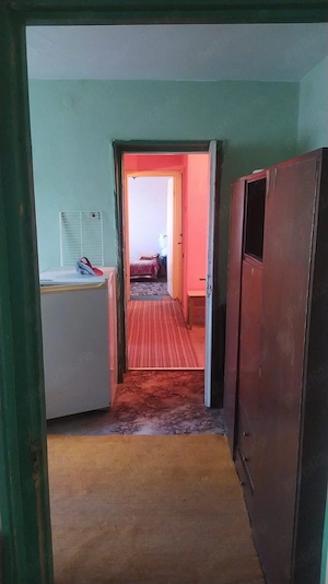 Vând apartament cu 3 camere - imagine 8