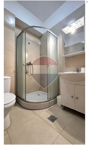 Apartament 3 camere de închiriat cu loc de parcare Lângă Crazy Beach - imagine 11