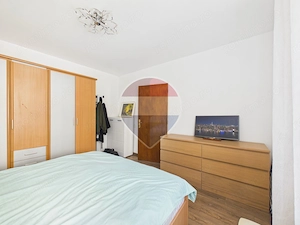Casa cu 8 camere de vanzare | rezidential si comercial | Nerva Traian - imagine 7