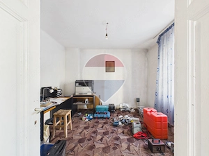Casa cu 8 camere de vanzare | rezidential si comercial | Nerva Traian - imagine 20