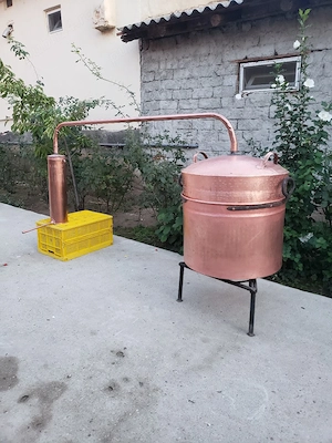 Vând cazan de țuică 200 litri