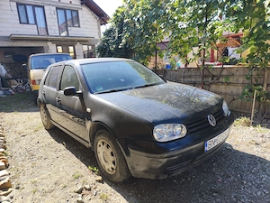 Dezmembrez Golf 4 1.4benzina  pt piese 