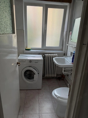 Apartament 2 camere, decomandat - imagine 2