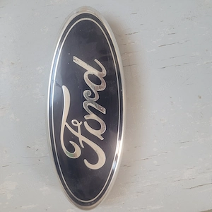 Emblemă ford de vânzare 