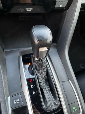 Honda Civic 1.5 turbi CVT berlina - imagine 4