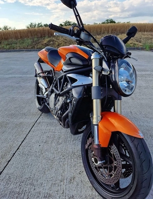 MV Augusta Brutale 910  - imagine 4