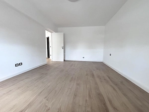 Apartament Decomandat - Renovat - Iosia-Calea Aradului - imagine 2