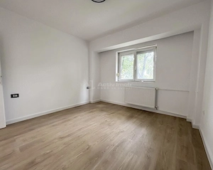 Apartament Decomandat - Renovat - Iosia-Calea Aradului - imagine 13