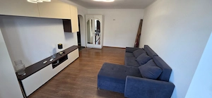 Apartament 3 camere de vânzare în Crângași – 75 mp, decomandat