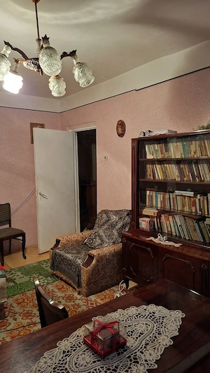 Vand apartament 3 camere Onesti, jud. Bacau - imagine 2