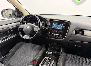 Mitsubishi Outlander 2.2 DI-D 4WD Automatik Intense - imagine 16