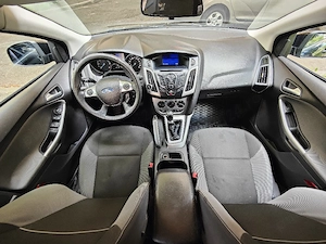 Vând Ford Focus Combi 2011 1.6TDCi, Euro 5. Stare tehnică f. bună, revizie + distribuție reînnoite.  - imagine 9