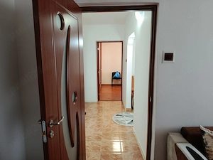 Vând apartament in centrul orașului  - imagine 2