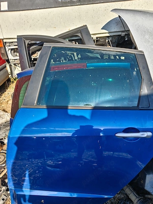 Portiera stânga spate Renault Scenic și Grand Scenic 2014