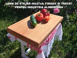 Tocător din lemn masiv de stejar, finisat și tratat pentru industria alimentara.