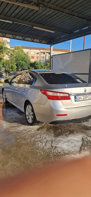 Renault Latitude  - imagine 9