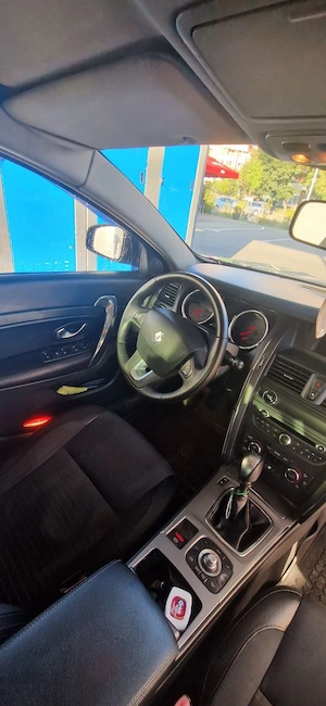 Renault Latitude  - imagine 6
