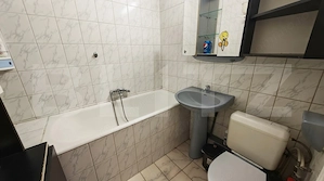 Apartament 3 camere de vanzare, 58 mp, zona Nufarul - imagine 5