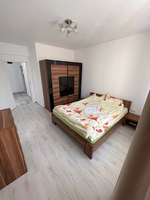 Inchiriez apartament cu 2 camere decomandat - imagine 2