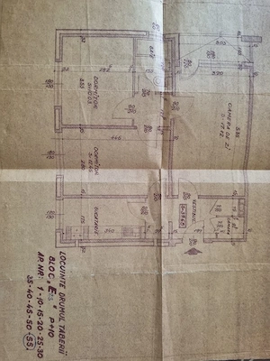 Vand apartament 3 camere zona Favorit Dr.Taberei 90000Euro negocibil 10 10 necesita renovare - imagine 6