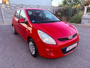Hyundai i20 benzina 1,2 an 2013  - imagine 5