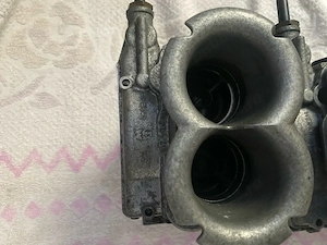 Set Carburatoare Raritate Weber 42 DCNF 2 – Originale Made in Italy (Bancă / Galerie inclusă) - imagine 3