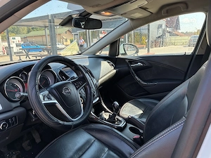 opel astra j  - imagine 2
