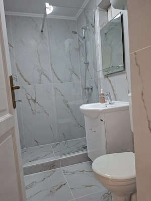 Inchiriez Apart 2 camere, complet renovat, zona Piata Cibin - imagine 3