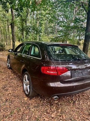 Audi A4 B8 2.7 2011 - imagine 4